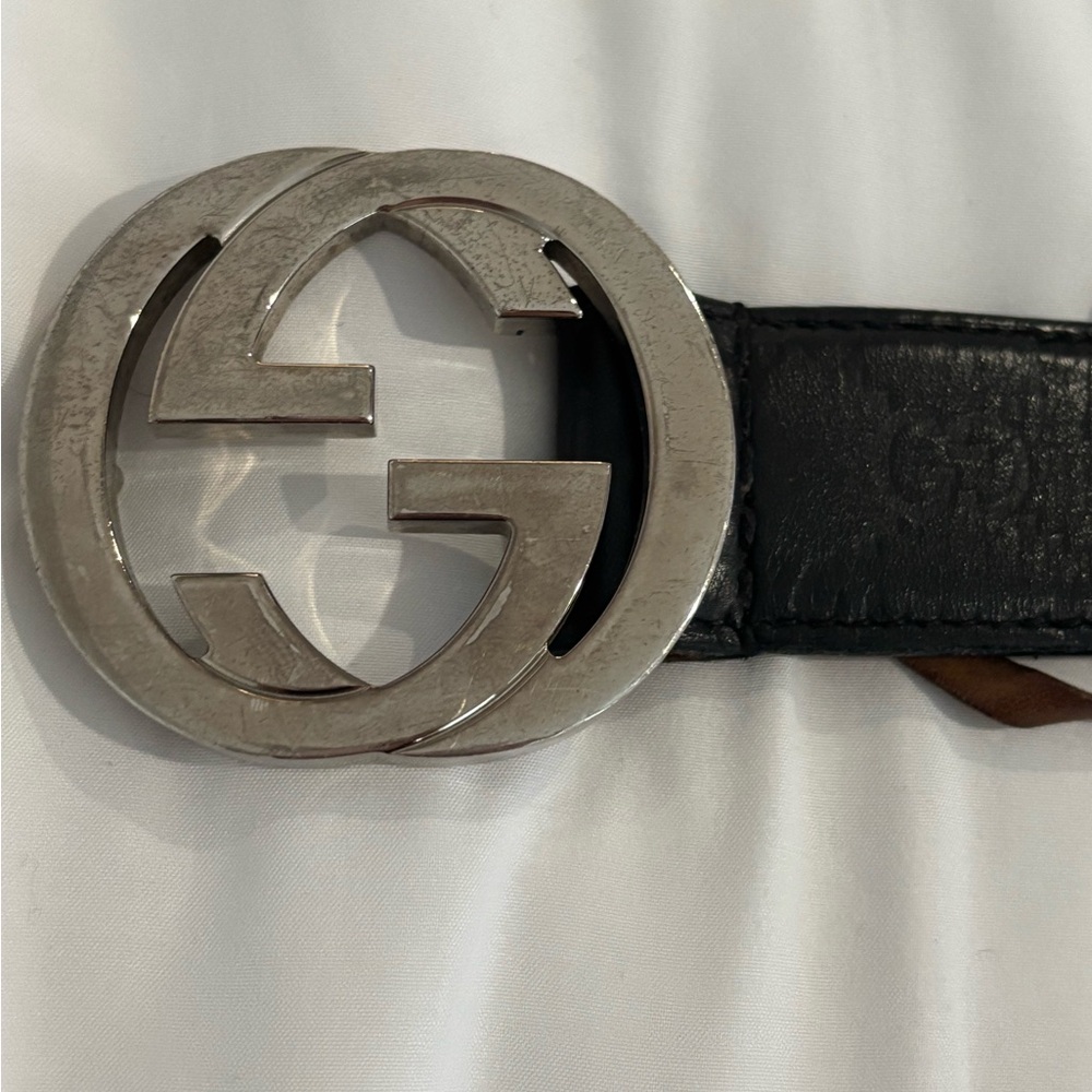 Gucci Black Leather Belt - Picture 2 of 6